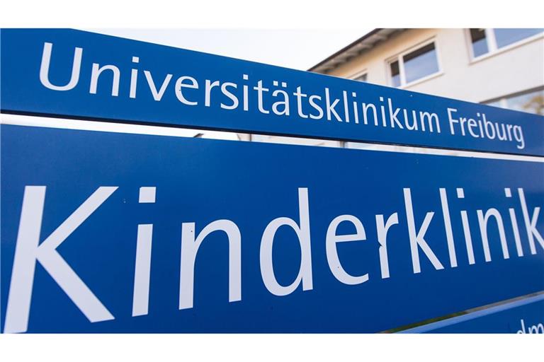 Die Uniklinik zahlt Schadensersatz.