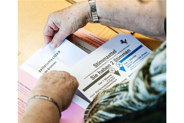 Die Unterlagen für die Briefwahl waren vom 4. Februar an vom Statistischen Amt Stuttgart versendet worden.