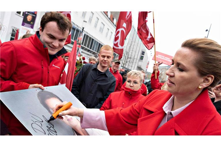 Die Unterstützung für Mette Frederiksen und ihre Partei schwindet.
