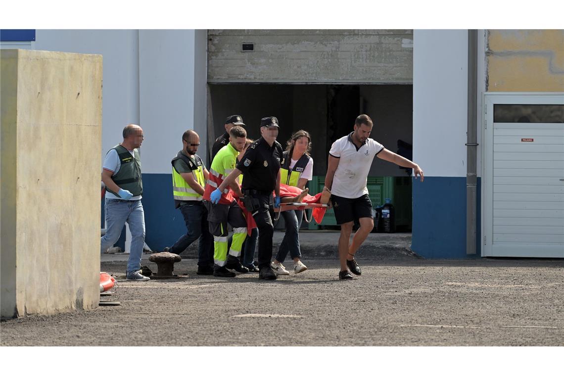 Sieben Migrantinnen bei Bootsunglück vor Kanaren gestorben Die Ursache des tödlichen Unfalls blieb zunächst unklar.