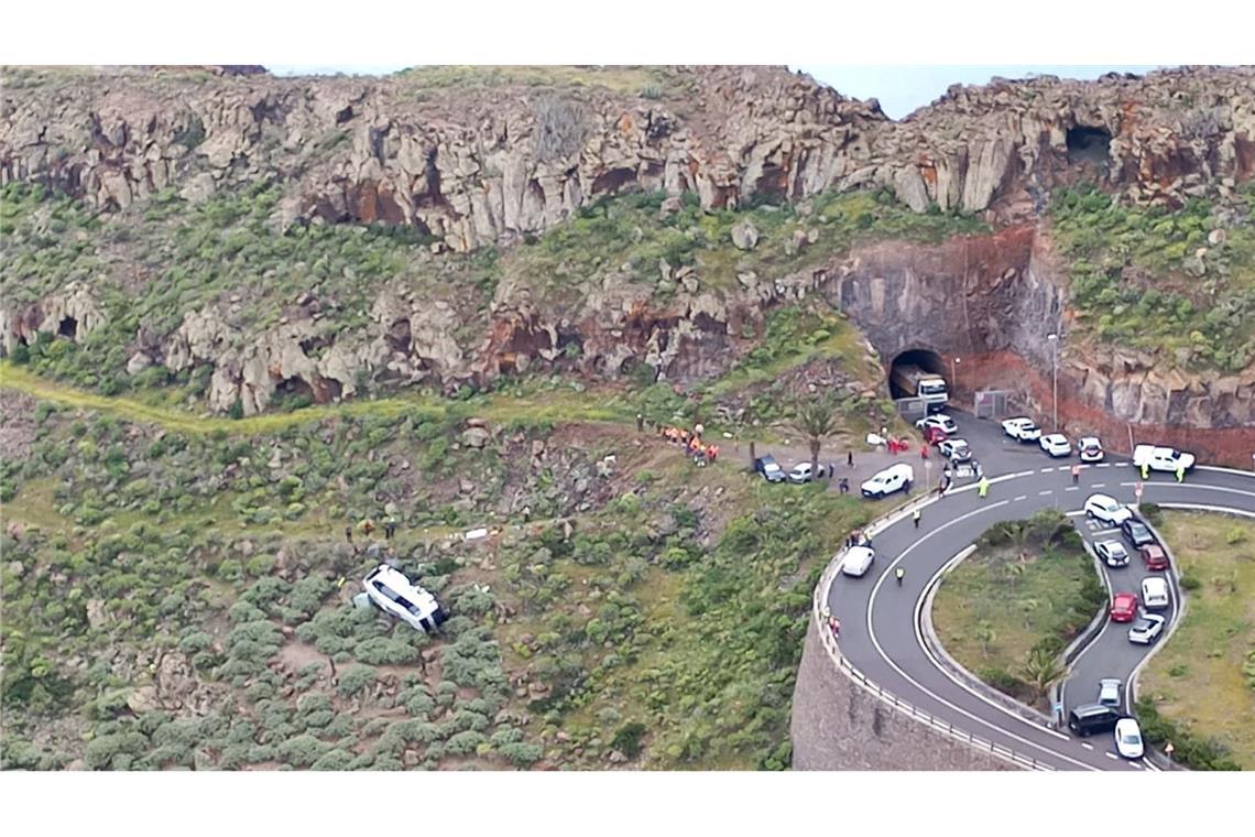 Touristenbus auf Kanareninsel verunglückt – ein Brite tot