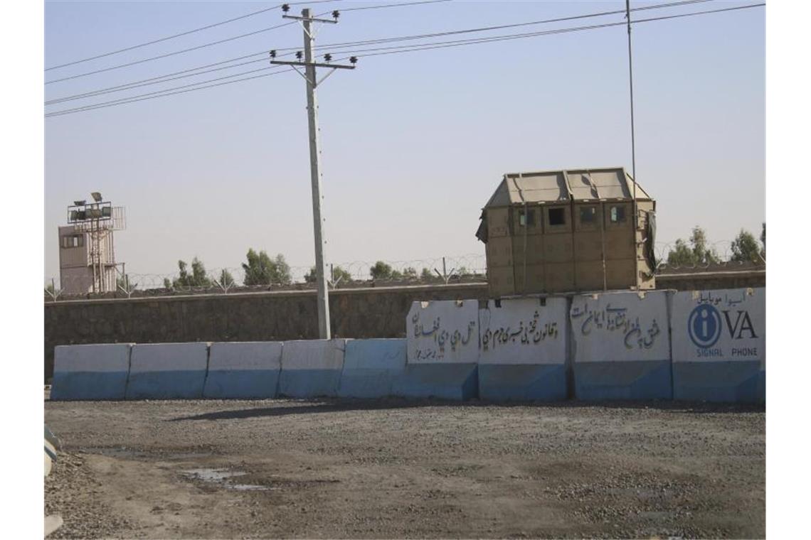 Die US-Militärbasis in der Provinz Kandahar, südlich von Kabul. Das US-Militär hat mit der Verschiffung von Ausrüstung und der Auflösung von Verträgen mit lokalen Dienstleistern begonnen. Foto: Abdul Khaliq/AP/dpa
