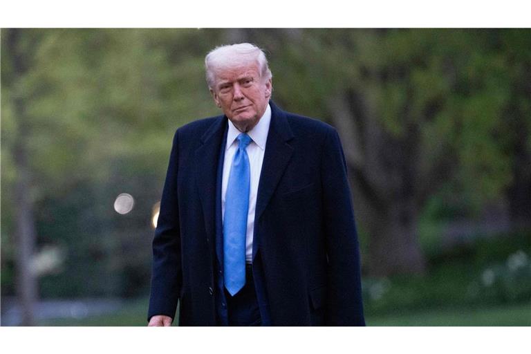 Die US-Regierung unter Donald Trump hat kürzlic eine Gruppe von Migranten, in das salvadorianische Hochsicherheitsgefängnis Cecot abschieben lassen (Symbolbild).