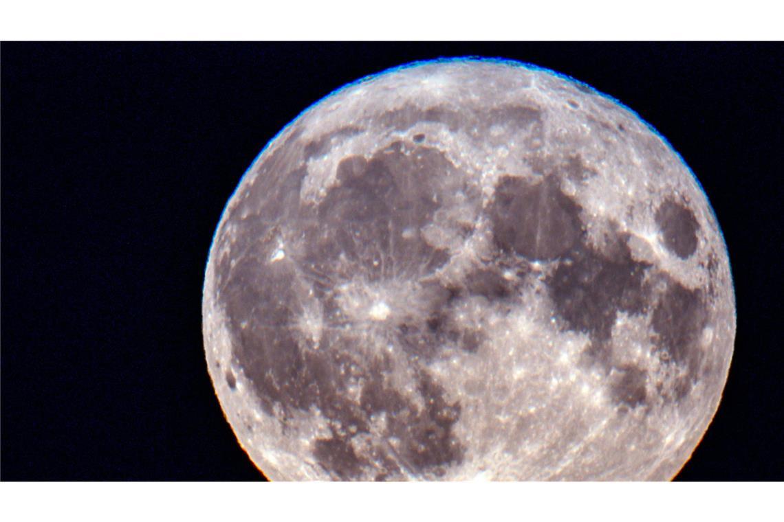 Nasa plant Atomreaktor auf dem Mond Die US-Weltraumagentur Nasa plant einem Medienbericht zufolge den Bau eines Atomreaktors auf der Mondoberfläche.