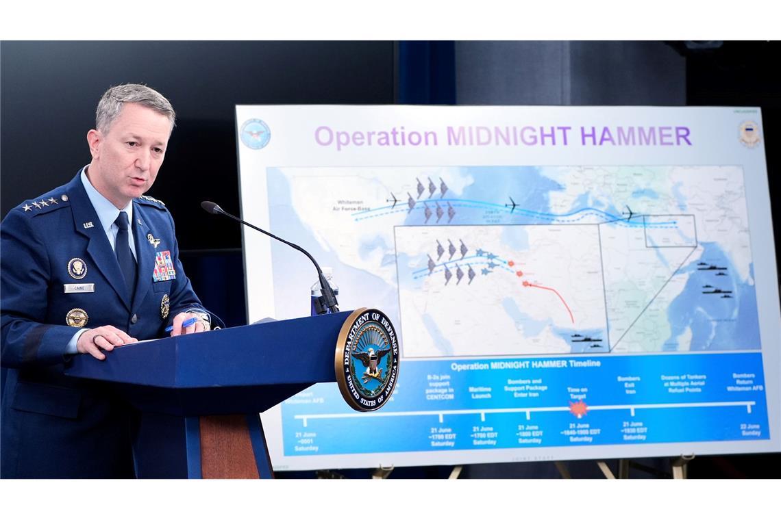 USA zu Iran-Angriff: 14 bunkerbrechende Bomben eingesetzt Die USA haben 14 massive bunkerbrechende Bomben des Typs GBU-57 bei ihren Angriffen eingesetzt - sagt Generalstabschef Dan Caine.