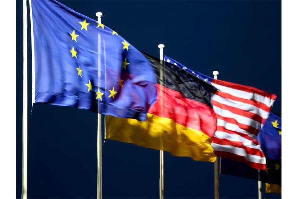 Neue US-Strafzölle auf Wein aus Deutschland Die USA haben zusätzliche Strafzölle auf Produkte aus Deutschland und Frankreich angekündigt. Foto: picture alliance / dpa