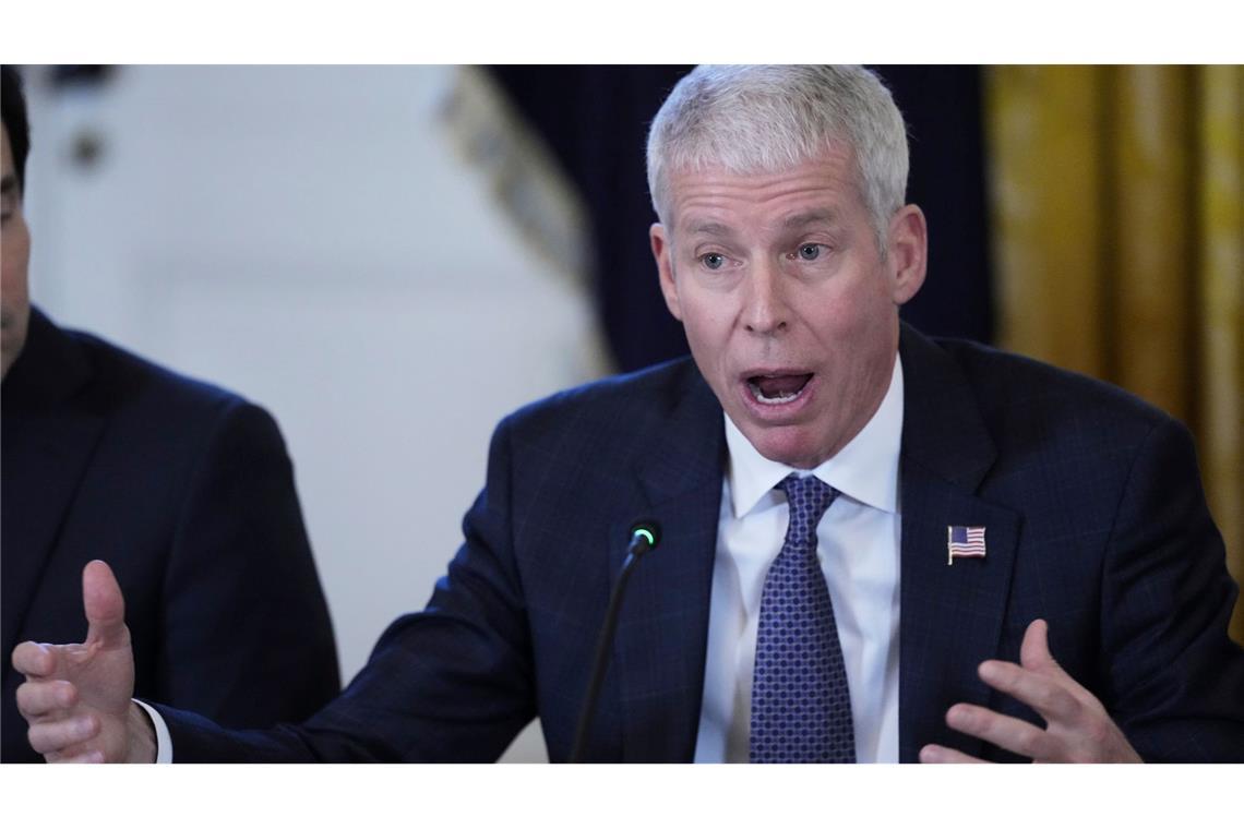 Die USA sind nach Angaben von Energieminister Wright noch nicht in der Lage, Tanker durch die Straße vopn Hormus zu eskortieren.