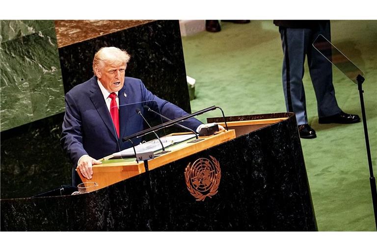 Die USA unter  Donald Trump – hier bei einer Rede vor der UN-Vollversammlung –  haben sich aus vielen UN-Gremien, die dem Schutz der Menschenrechte dienen sollen, zurückgezogen.