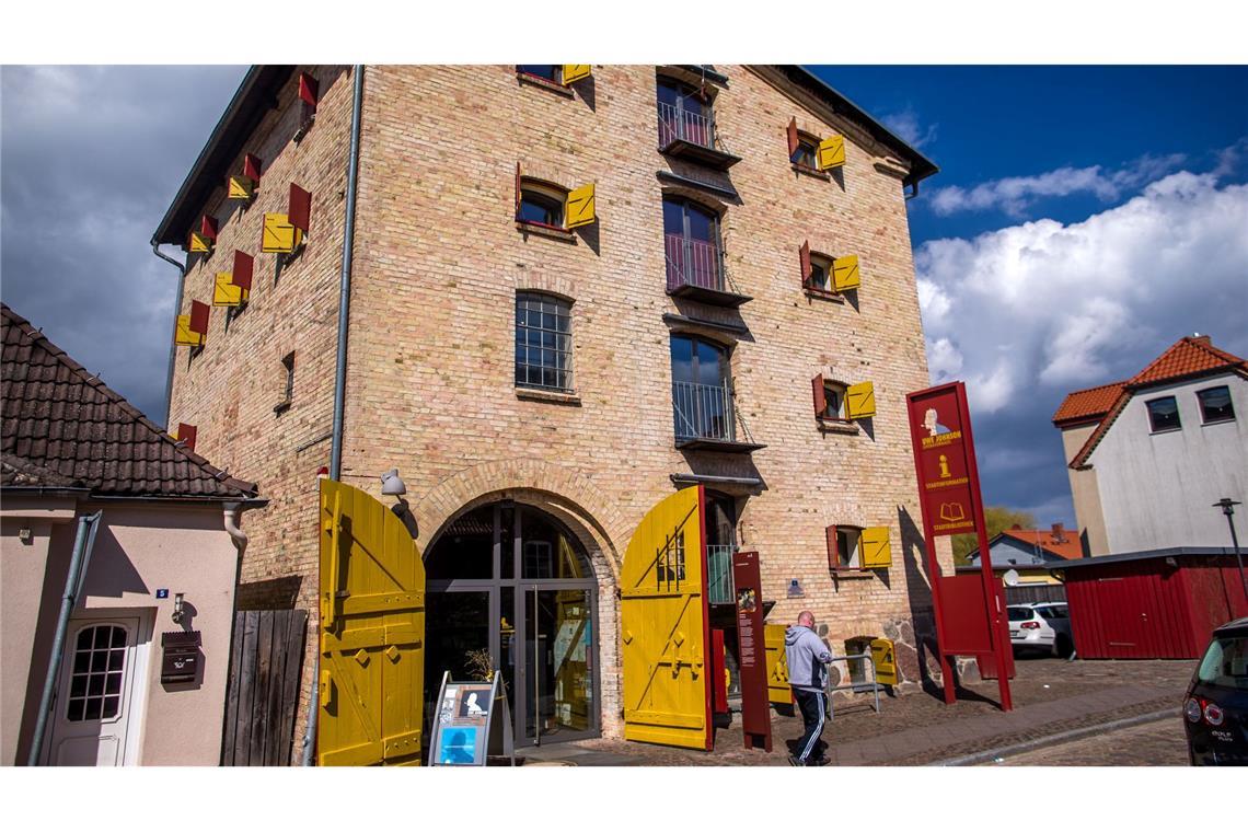 Die Veranstaltung sollte im Literaturhaus "Uwe Johnson" stattfinden. (Archivbild)