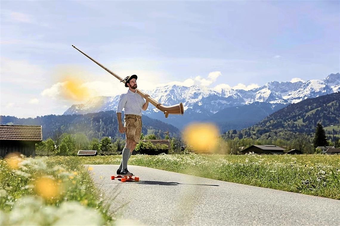 Die Verbindung von alpinen Musiktraditionen und modernen Einflüssen kennzeichnet die Musik von Loisach Marci. Foto: Matthias Fend