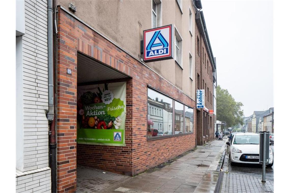 Die Verkaufsräume im Aldi-Stammhaus in Essen sollen nach einem Jahrhundert Lebensmittelhandel künftig anderweitig genutzt werden. Foto: Marcel Kusch