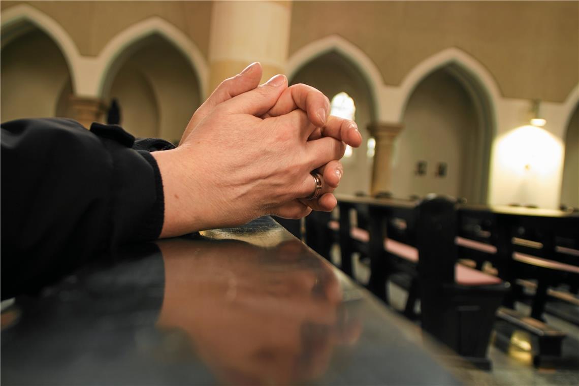 „Nicht der Schutz des Systems Kirche hat Priorität“ Die Vertreter des Dekanatsrats Rems-Murr forderten tätige Reue der Kirche und rasche Änderungen von kirchlichen Strukturen und systemischen Fehlern. Foto: Adobe Stock/Joerg Sabel