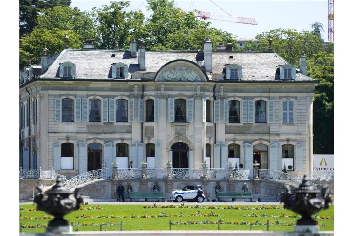 Die Villa la Grange in Genf. Hier kommen am Mittwoch US-Präsident Biden und der russische Präsident Putin zusammen. Foto: Markus Schreiber/AP/dpa
