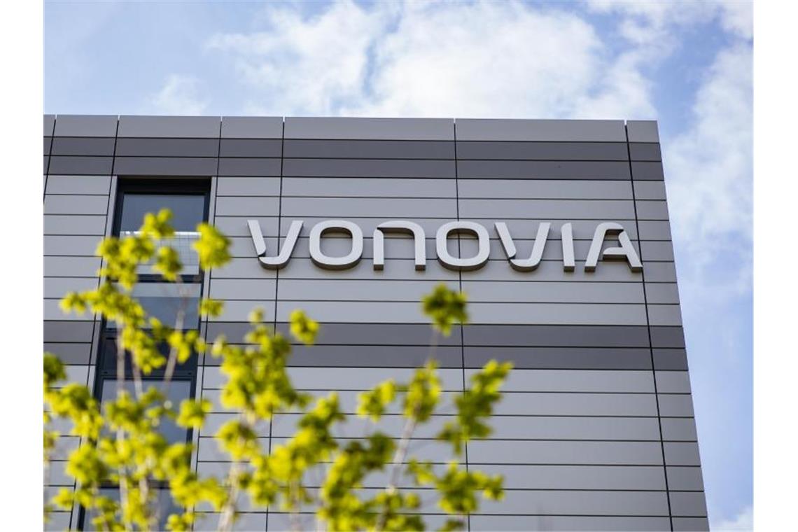 Tausende Mieter von Vonovia fürchten Geldprobleme Die Vonovia-Zentrale in Bochum. Foto: Marcel Kusch/dpa