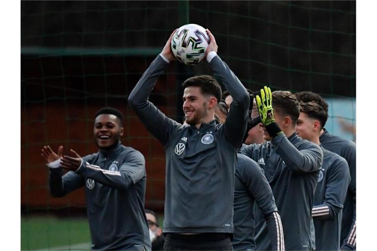 Die Vorbereitung auf Ungarn viel für die deutsche U21 sehr kurz aus. Foto: Marton Monus/dpa
