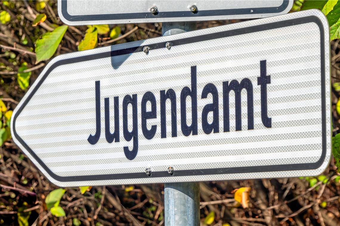 Unterhalt kann selten wieder eingetrieben werden Die Vorschüsse werden vom Jugendamt ausgezahlt. Symbolbild: Animaflora PicsStock - stock.adobe.com