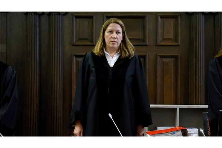 Die Vorsitzende Richterin im Block-Prozess muss wegen eines Krankheitsfalls die Terminplanung ändern.