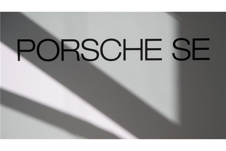 Die VW-Dachgesellschaft ist mit einem Milliardenverlust ins Jahr gestartet (Archivbild).