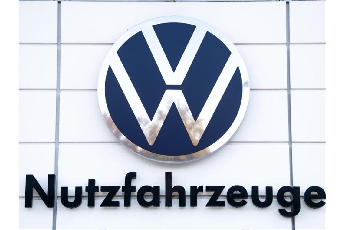 VWN-Chef: „Schnell wieder hochfahren“ Die VW-Sparte der leichten Nutzfahrzeuge soll so schnell wie möglich wieder hochgefahren werden, sofern es die Corona-Lage zulässt. Foto: Sina Schuldt/dpa