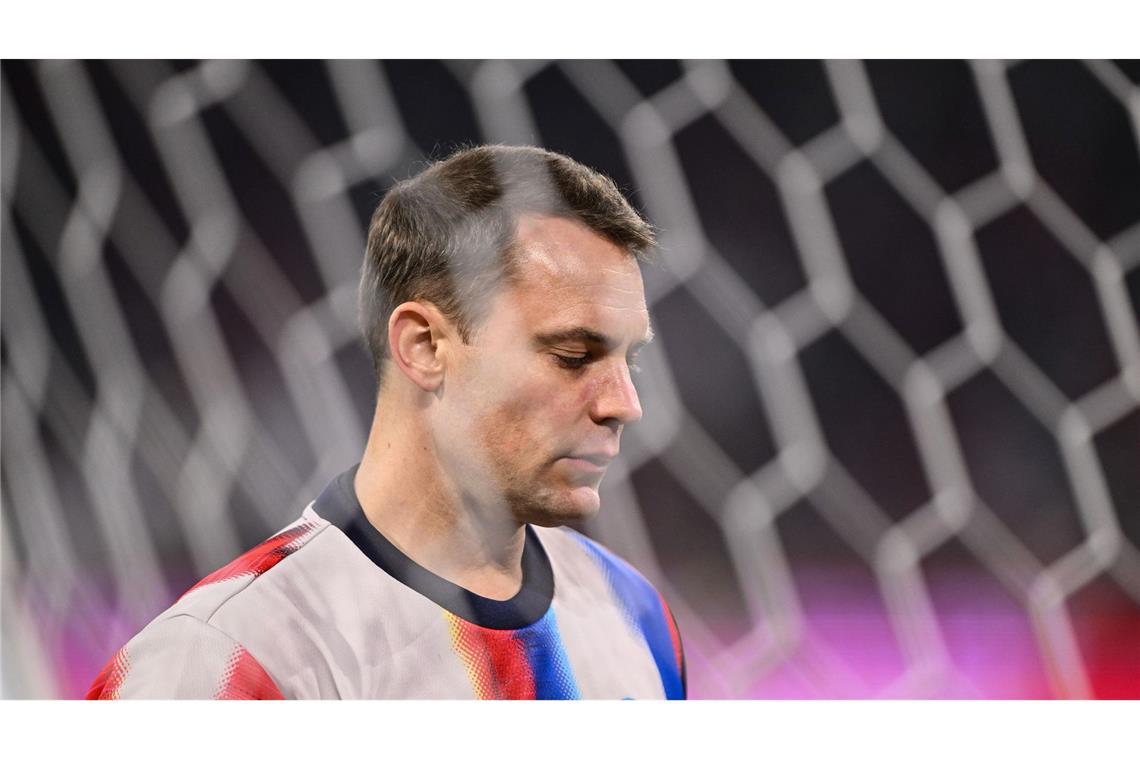 Die Wade macht Probleme: Kapitän Manuel Neuer.