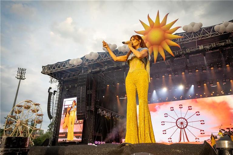 Die Wahl-Aspacherin Andrea Berg begeisterte beim 17. Heimspiel im vergangenen Jahr in der Arena in Aspach erneut mit einer eindrucksvollen Bühnenshow.