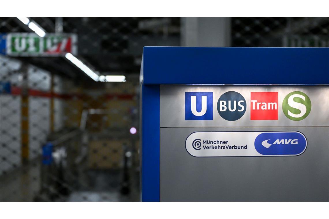 Die Warnstreiks hatten große Auswirkungen auf Schüler, Arbeitnehmer und weitere Reisende. (Archivbild)