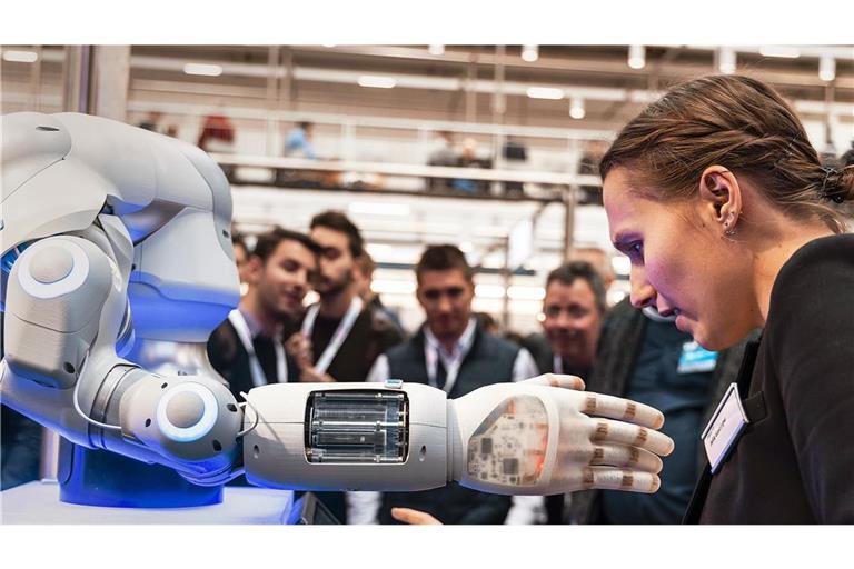 Die weltweit wichtigste Industriemesse werde der Wirtschaft „wieder neue Impulse geben“ , ist man sich bei der Leitung der Hannover Messe sicher.