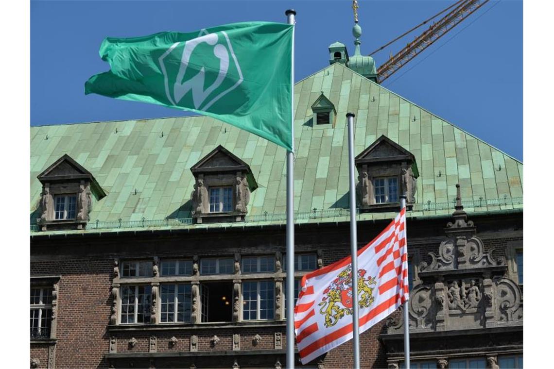 Bremen Fahne Flagge Flaggenfritze Bremen Fahne 90x150cm - Norddeutschland Flagge Mit Gratis Sticker Hissflagge Mit Metallösen