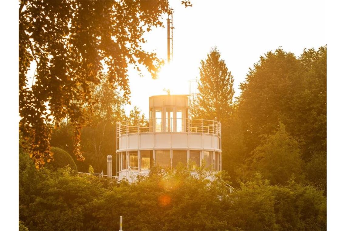 Die Wetterwarte des Deutschen Wetterdienstes in Lingen im Sonnenlicht. Foto: Christophe Gateau/dpa