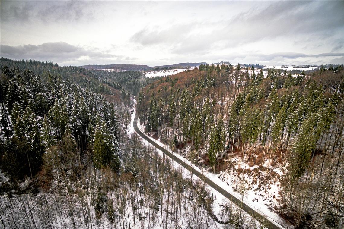 Viel Schnee, aber wenig Sonne im Januar Die Winterlauter unterhalb von Jux Mitte Januar bei Schnee. Foto: A. Becher