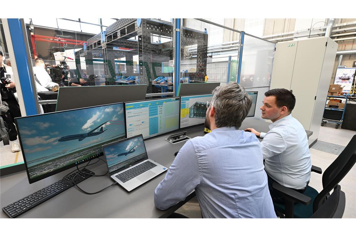 Die Wissenschaftler starten die Simulation mit einem Mausklick.