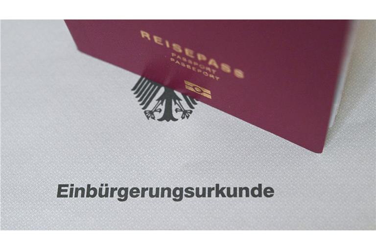 Die Zahl der Einbürgerungen ist zuletzt gestiegen. (Symbolbild)