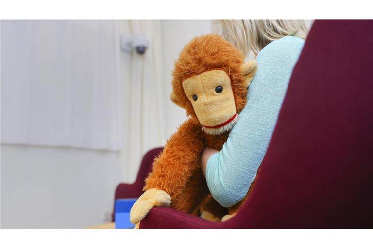 Die Zahl der Fälle von sexuellem Missbrauch von Kindern in Baden-Württemberg steigt weiter. (Symbolbild)