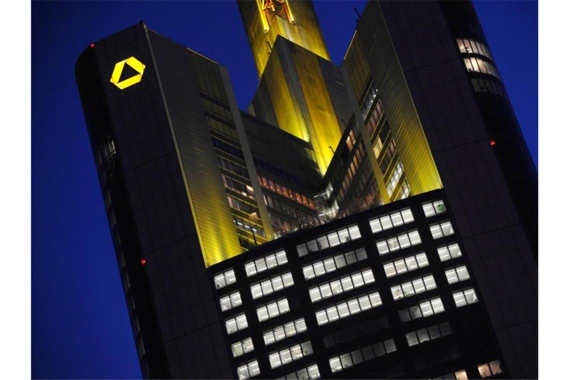 Die Zentrale der Commerzbank in Frankfurt am Main. Foto: Arne Dedert/dpa