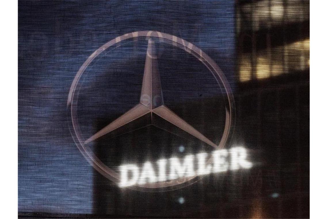 Daimler ruft Mercedes-Fahrzeuge zurück