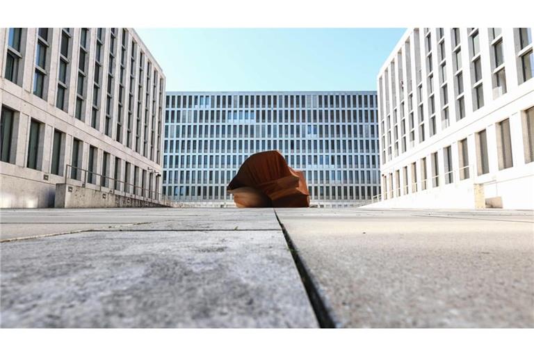 Die Zentrale des BND in Berlin: Nach der Verhaftung des früheren Präsidenten Hanning wird über Gesetzesverschärfungen diskutiert.