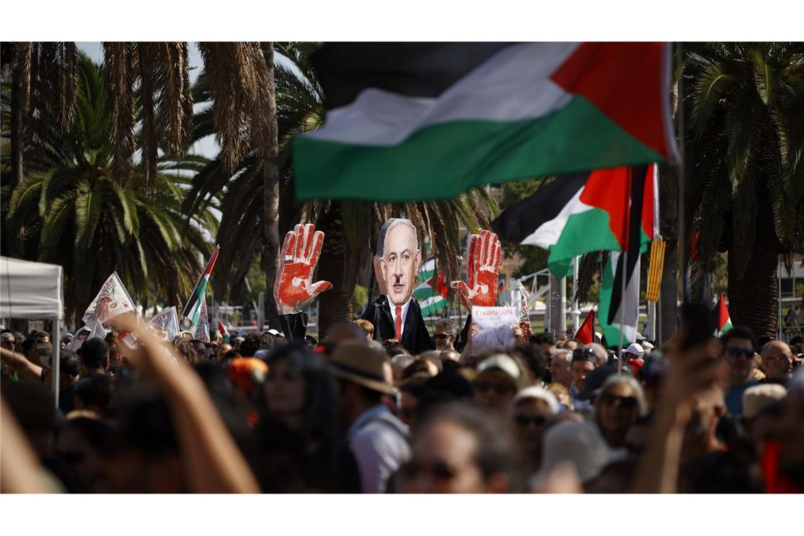 Große Flotte kleiner Boote gegen Gaza-Blockade Die Zentralregierung in Madrid und das Rathaus in Barcelona heißen die Inititiative willkommen.