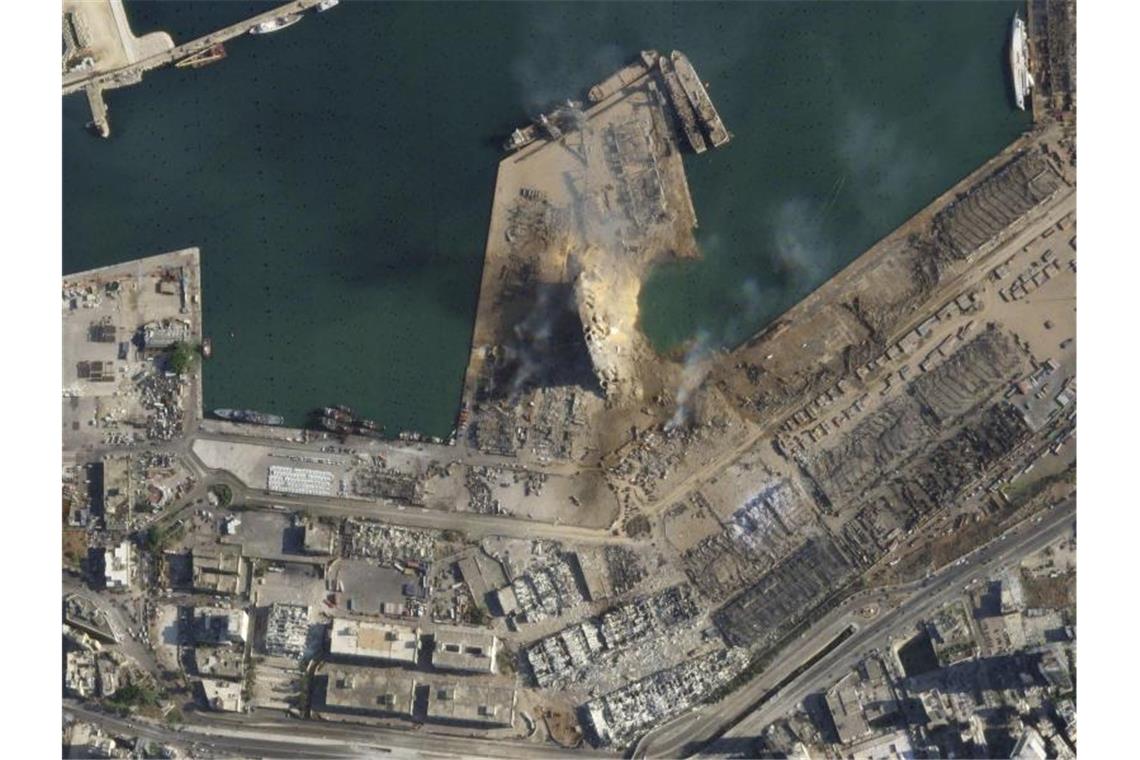 Die zerstörte Hafenfront in Beirut. Foto: -/AP/dpa