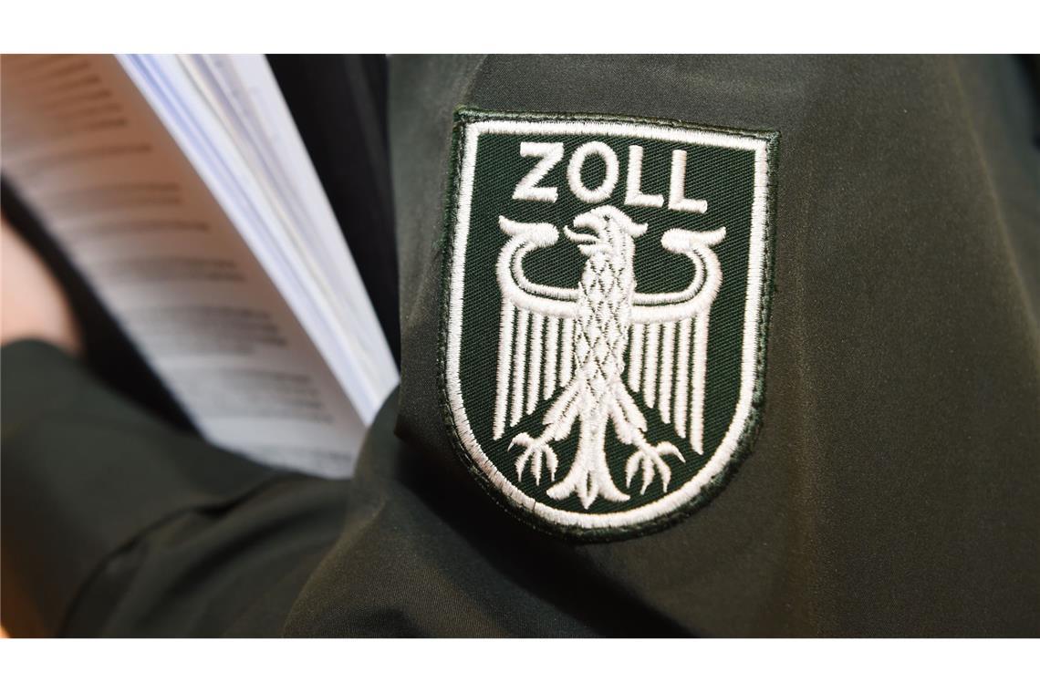 Die Zollbeamten fanden die Drogen bereits Ende März (Symbolbild).