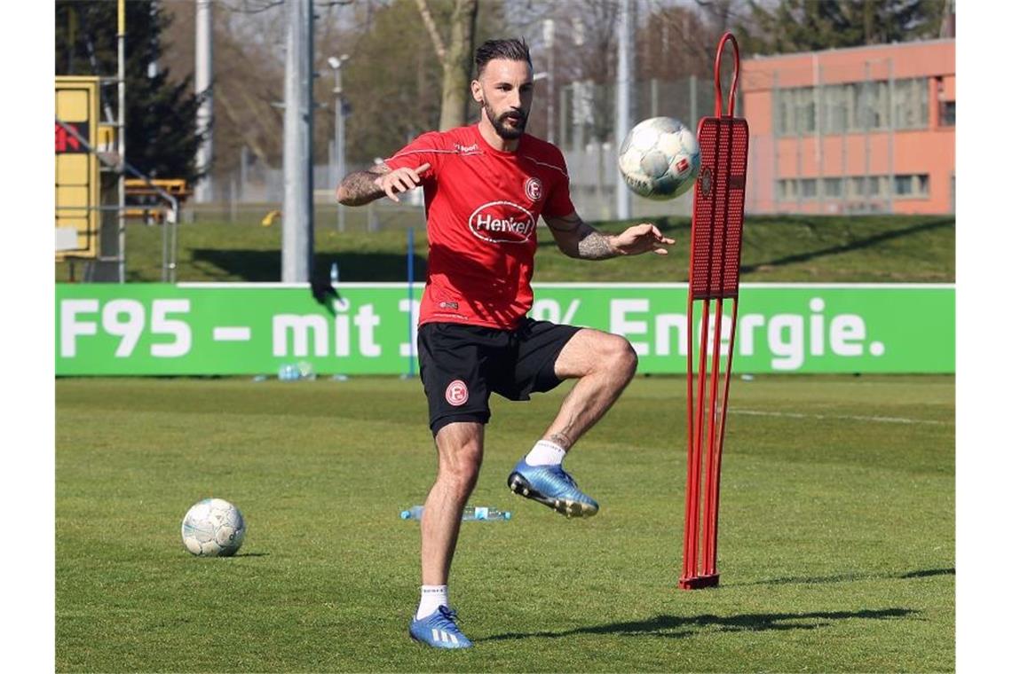 Fußball-Zweitligist Sandhausen verpflichtet Contento Diego Contento beim Training. Foto: Fortuna Düsseldorf/Fortuna Düsseldorf 1895 e.V./dpa/Archivbild