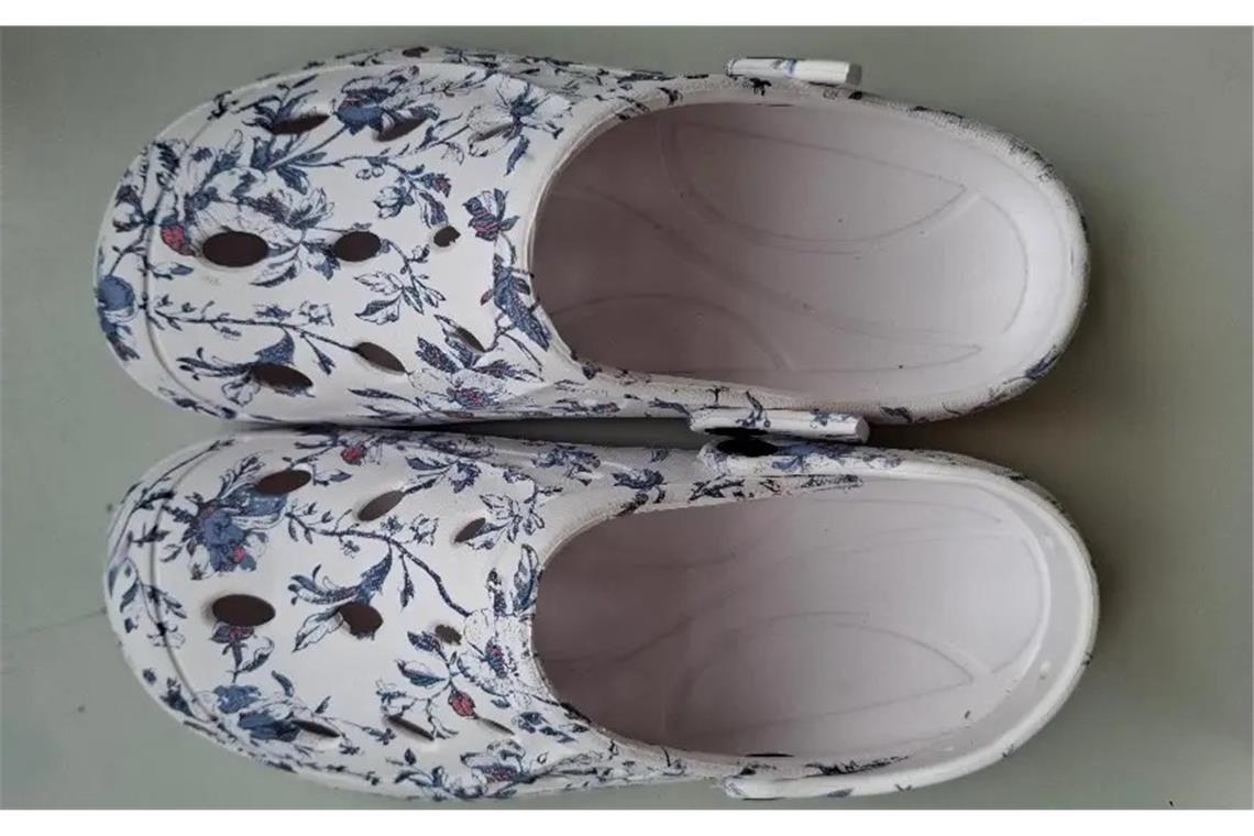Damenschuhe stellen chemisches Risiko dar Diese Clogs ruft KiK derzeit zurück.