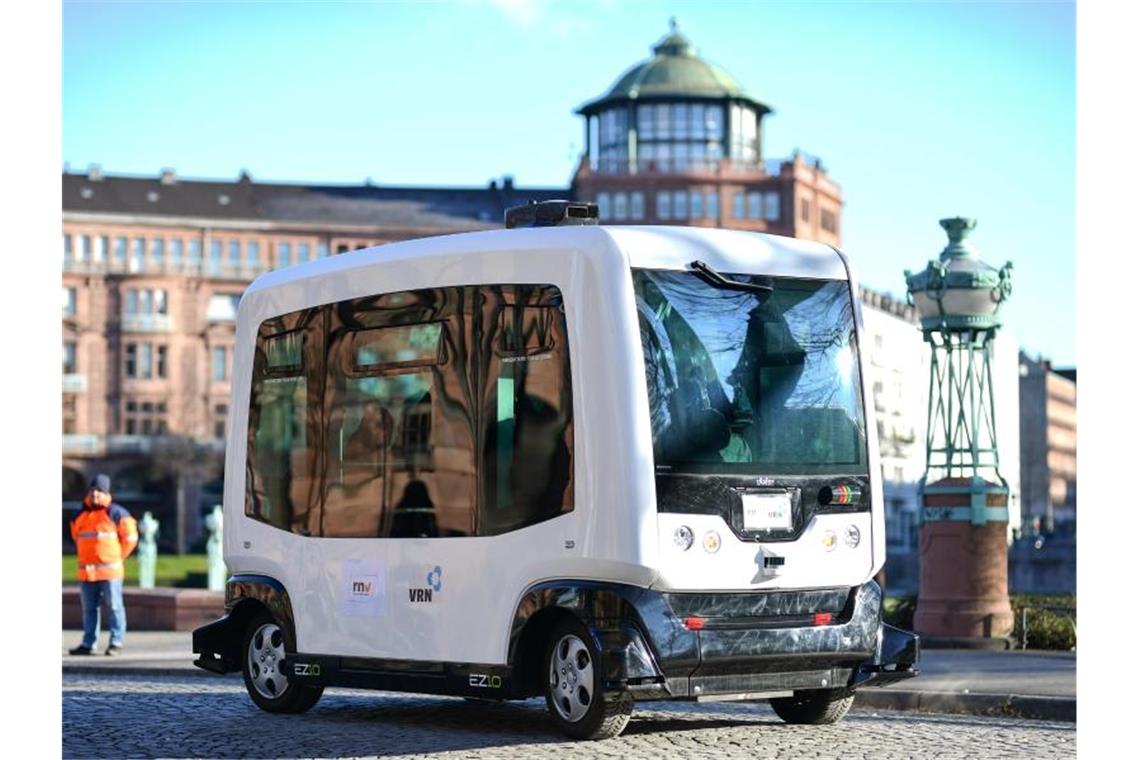 Berlin testet selbstfahrenden Bus im Straßenverkehr