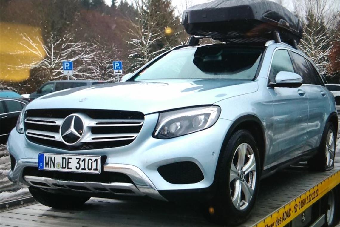 Auto im Wert von 60000 Euro gestohlen Dieses Auto wird gesucht. Die Transportbox war zum Zeitpunkt des Diebstahls nicht am Wagen angebracht. Foto: Polizei