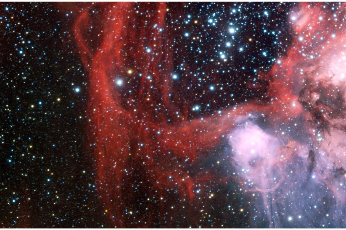 Dieses Foto des ESO vom Juli 2011 zeigt einen interstellaren Nebel in der Milchstraße rund um den Sternen-Cluster NGC 1929 inmitten der Großen Magellanwolke.