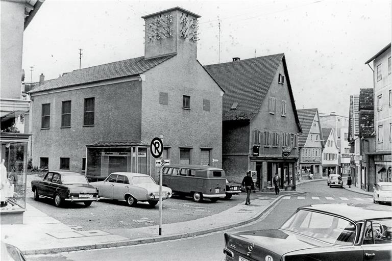 Dieses Gebäude war im Volksmund als „Elektrokirchle“ bekannt. Wo genau es stand, erfährt man in der Ausstellung. Repros: Peter Wolf