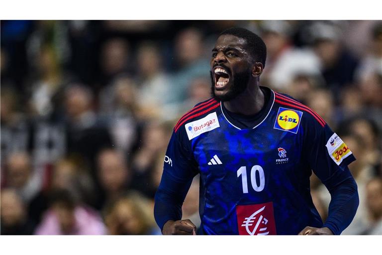 Dika Mem wechselt nach Berlin.