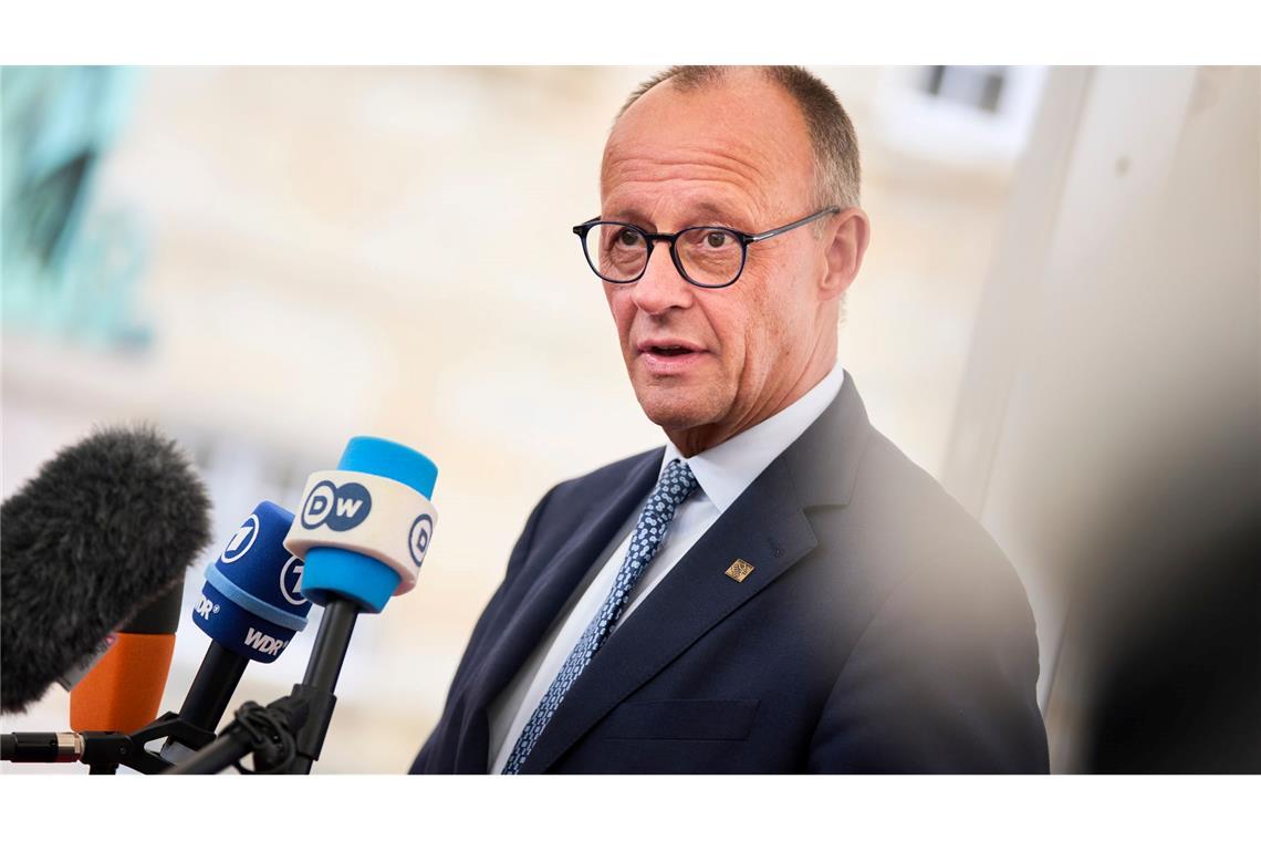 Diplomaten zufolge gibt es unter EU-Staaten Meinungsverschiedenheiten zu Fragen der Koordinierung sowie Finanzierung der geplanten Verteidigungs- und Abschreckungsmaßnahmen.