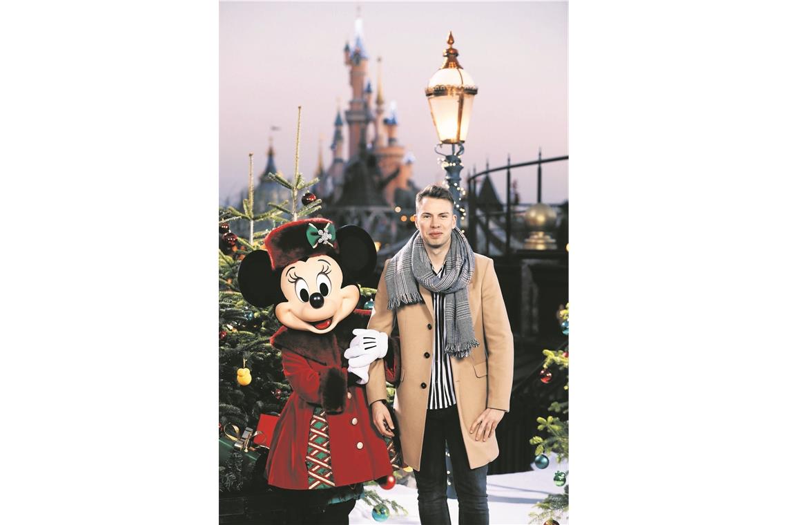 Freizeitparks sind seine Leidenschaft Disneyland lebt von seinen Charakteren, sagt Stefan Andter. Er ist dort oft zu Gast. Foto: privat