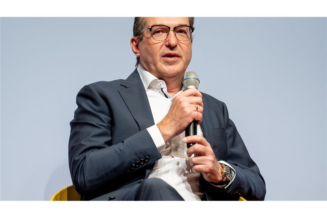Dobrindt verteidigt Kurs bei Aufnahme von Afghanen Dobrindt sprach mit Blick auf die Ampel von einem geerbten Problem.