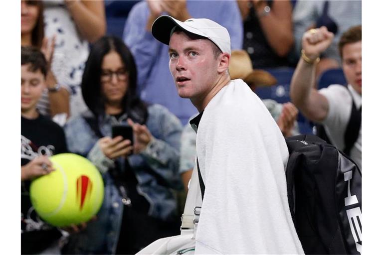 Dominik Koepfer ist bei den US Open an Daniil Medwedew gescheitert. Foto: Jason Decrow/AP